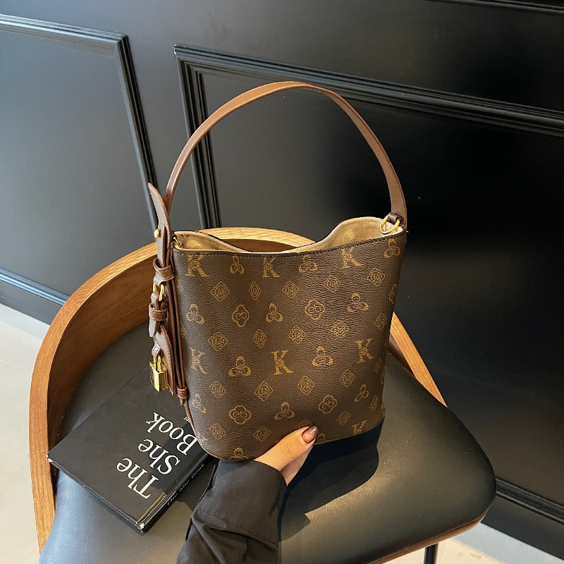Luxury Bags For Sale - New retro fashion printed bucket letter