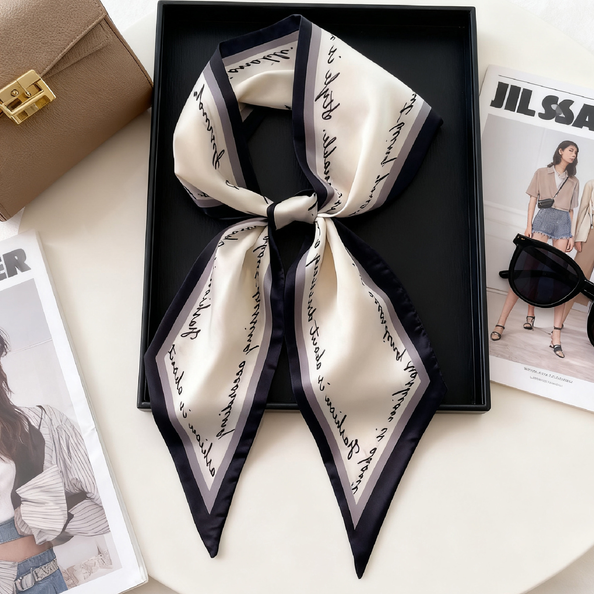 Luxury Long Neckerchief Skinny - Luxury Bags Duffle avaliação e preço