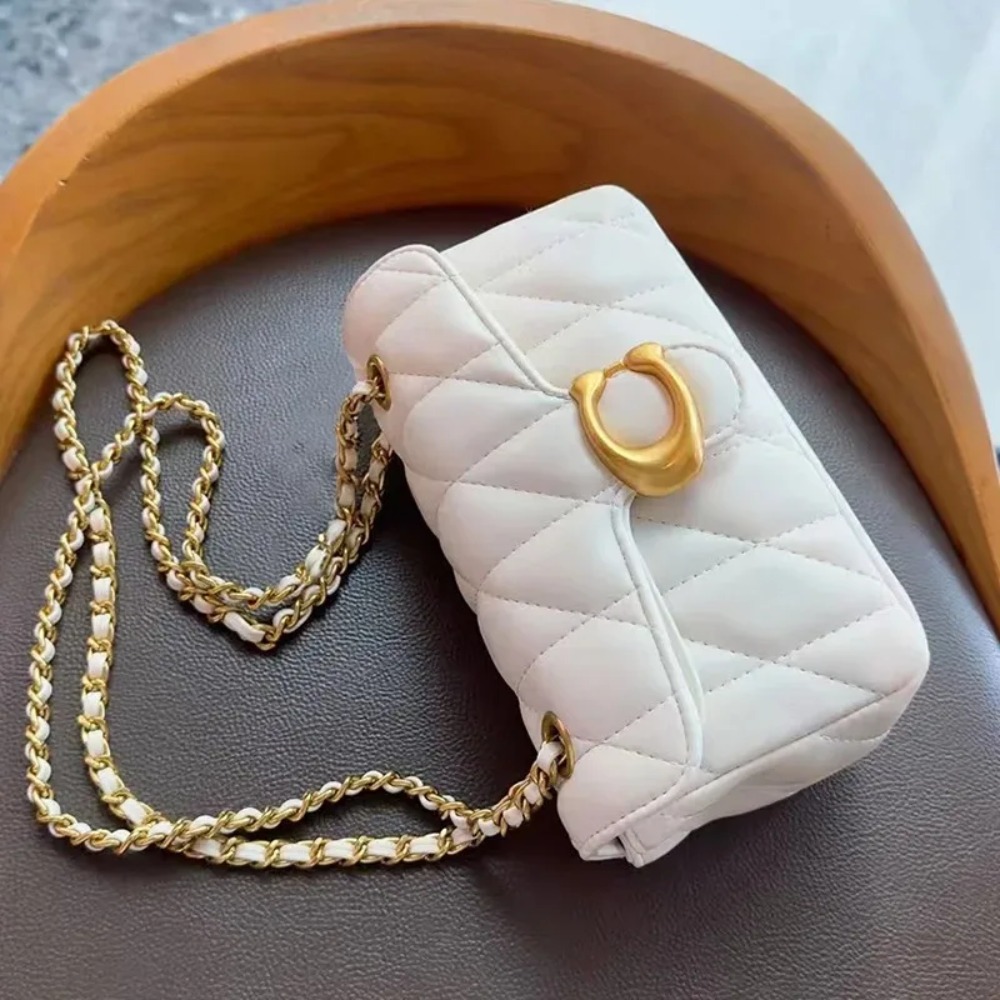 Premium leather wallet with re - Luxury Bags For Sale avaliação e preço