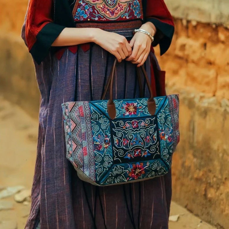 Original embroidered Tote bags - Luxury Bags On Sales avaliação e preço